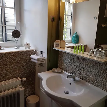 Bed & Breakfast Résidence Coatarmor Tonquédec